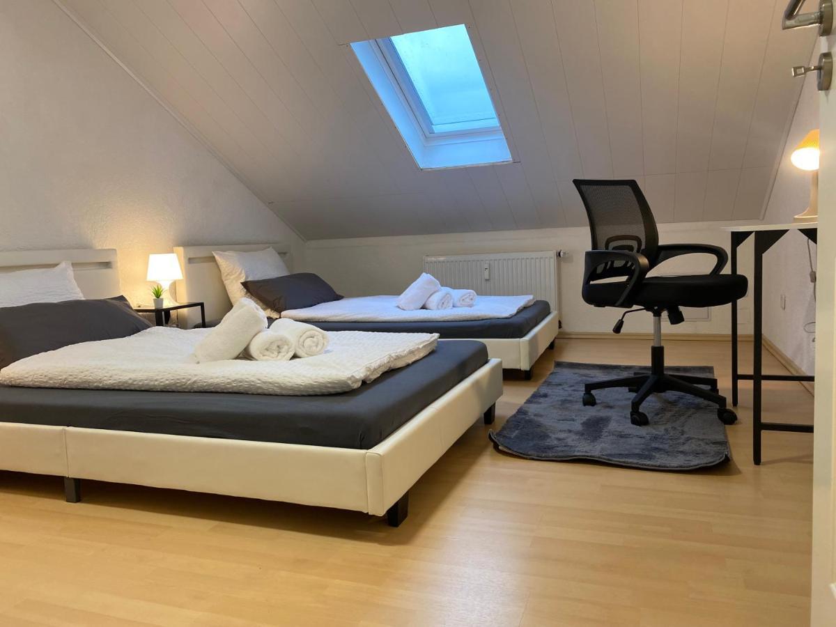 Deluxe Business Suite Mit Netflix Premium & Parkplatz, Zentral Zu Audi & Schwarz Gruppe With 2 Bedrooms Bad Friedrichshall Ngoại thất bức ảnh