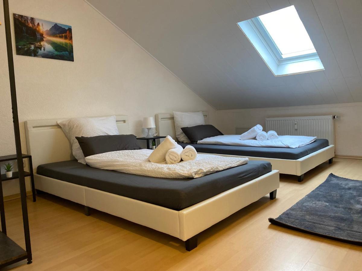 Deluxe Business Suite Mit Netflix Premium & Parkplatz, Zentral Zu Audi & Schwarz Gruppe With 2 Bedrooms Bad Friedrichshall Ngoại thất bức ảnh
